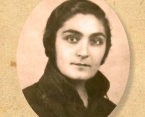 Türkiye'nin İlk Kadın Avukatı Süreyya Ağaoğlu'nun, Atatürk Anısına Rekor Tıklama