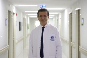 Prof. Dr. Ahmet Akçay ''Koronavirüs Alerjisi Olan Hastaları Nasıl Etkiler?''